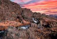 Thingvellir national park islandia iceland verao rocku cliffs