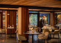 Italia le massif hotel lodge cervo rosso steakehouse