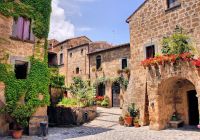 Shutterstock italia toscana canto tranquilo de cidade