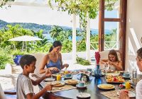 Jamaica round hill hotel and villas villa 18 familia cafe