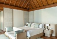 Huvafen fushi ocean with pool