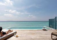 Amilla maldives sunset water pool villa piscina