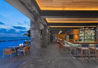 Anantara kihavah maldives villas manzaru bar