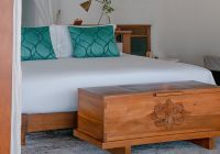 Anantara kihavah maldives villas overwater pool villas detalhe