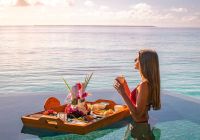 Ayada maldives cafe da manha flutuante
