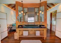 Constance moofushi lavatorio water villa