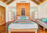 Constance moofushi water villa