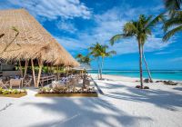 Emerald maldives beach club grill
