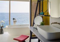 Intercontinental maldives one bedroom lagoon pool villa banheiro