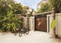 Joali maldivas beach villa with pool entrada