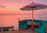 Over water bar gili lankanfushi maldives