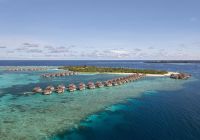 Six senses laamu villas sobre as aguas