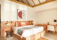 Sun siyam iru veli maldivas beach villa with pool bed