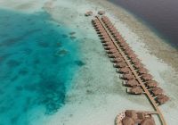 Sun siyam iru veli maldivas houses beach