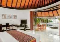 Sun siyam irufushi maldivas deluxe beach villa pool room