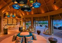 The nautilus maldives naiboli pool bar noite