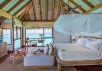 Villa suite bedroom gili lankanfushi maldives