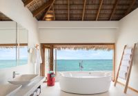 W maldives maldivas spectacular overwater banheiro