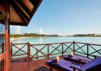 Water villa e