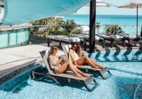 Mexico hard rock hotel cancun rock royalty pool