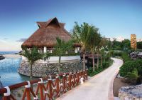 Mexico hard rock riviera maya walkway