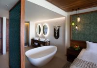 Palmaia the house of aia banheiro ocean front king suite with bathtub