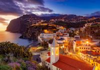 Anoitecer camara de lobos madeira island portugal