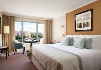 Corinthia hotel deluxe king jack hardy