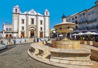 Portugal alentejo evora praca fonte