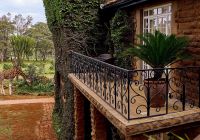 Quenia thesafaricollection giraffemanor sacada