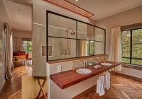 Quenia thesafaricollection theretreat waridi suite banheiro