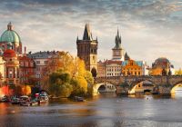 Republica tcheca praga rio vltava e ponte carlos