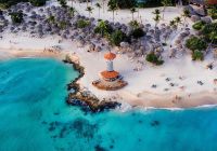 Farol bayahibe beach