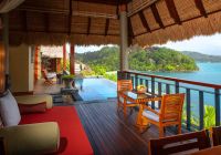 Anantara maia seychelles villas premier ocean view pool villa daybed