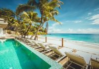Carana beach hotel espreguicadeiras