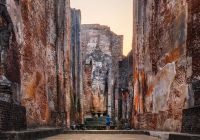 Estatua de buda lankatilaka polonnaruwa sri lanka