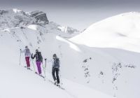 Gstaad montanha amigos