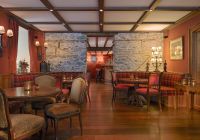 Monte rosa zermatt edwards bar mesas