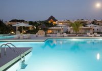 Tanzania gold zanzibar piscina noite