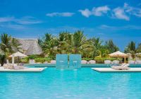 Tanzania gold zanzibar piscina