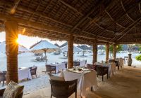 Tanzania gold zanzibar restaurante praia