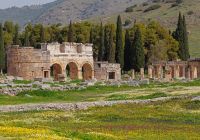  Ruínas da antiga cidade de Hierápolis - Turquia.