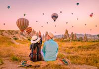Turquia capdocia verao casal baloes