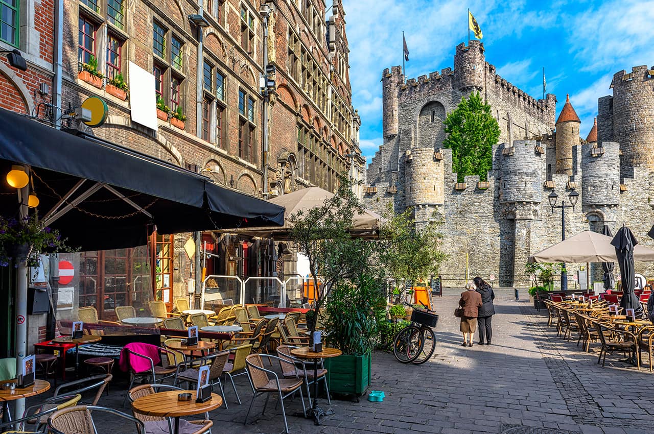 Belgica gent pessoas em rua antiga