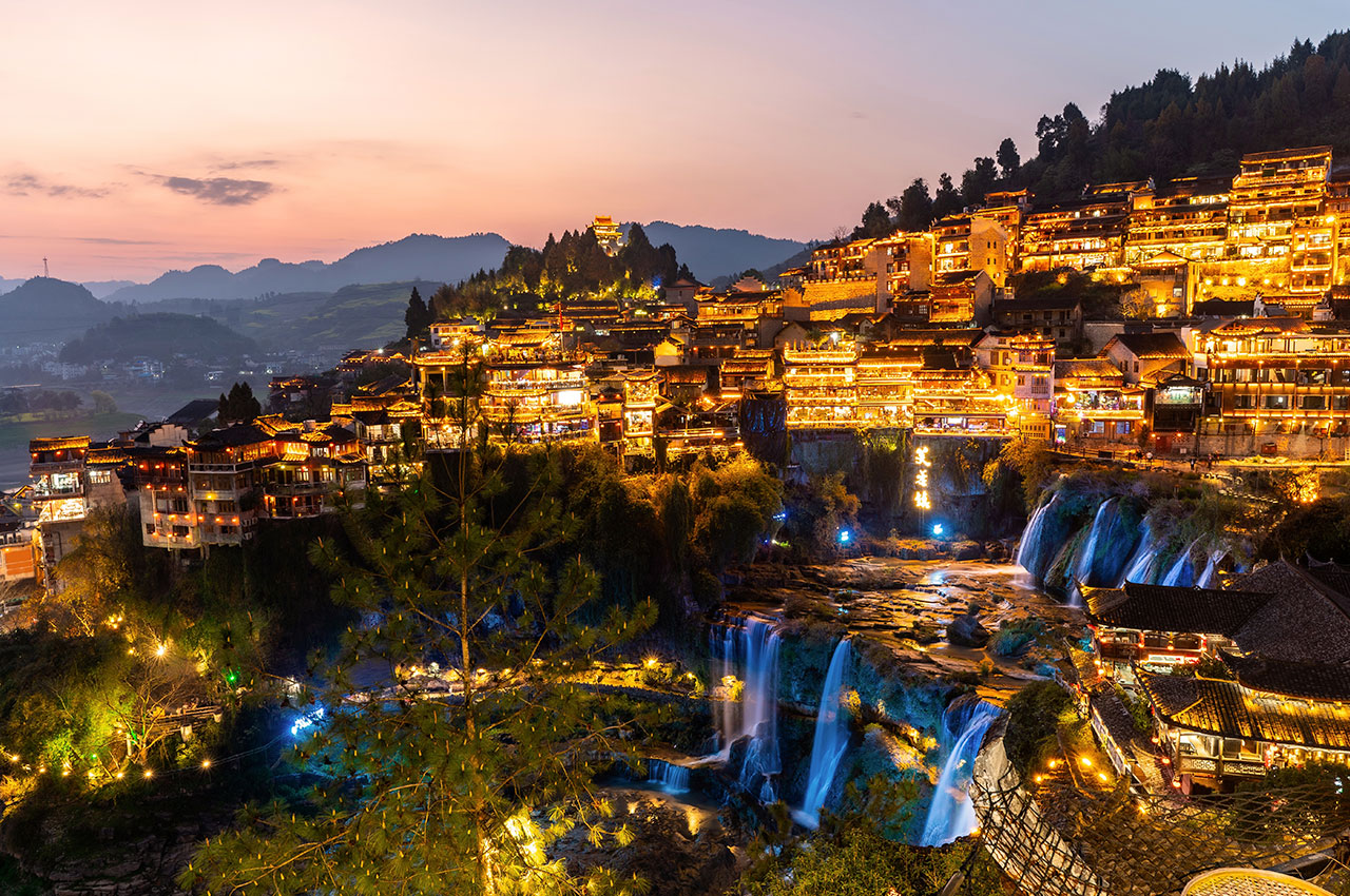 Furong, China - Vista noturna