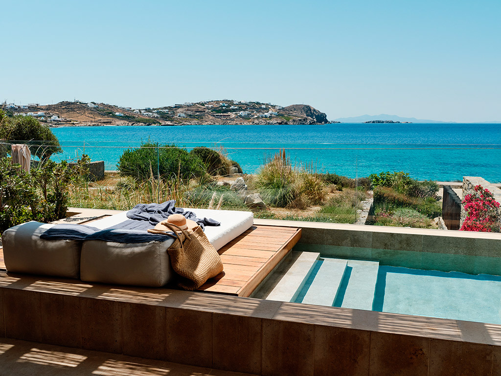 Billandco the coast beachfront suite with plunge pool