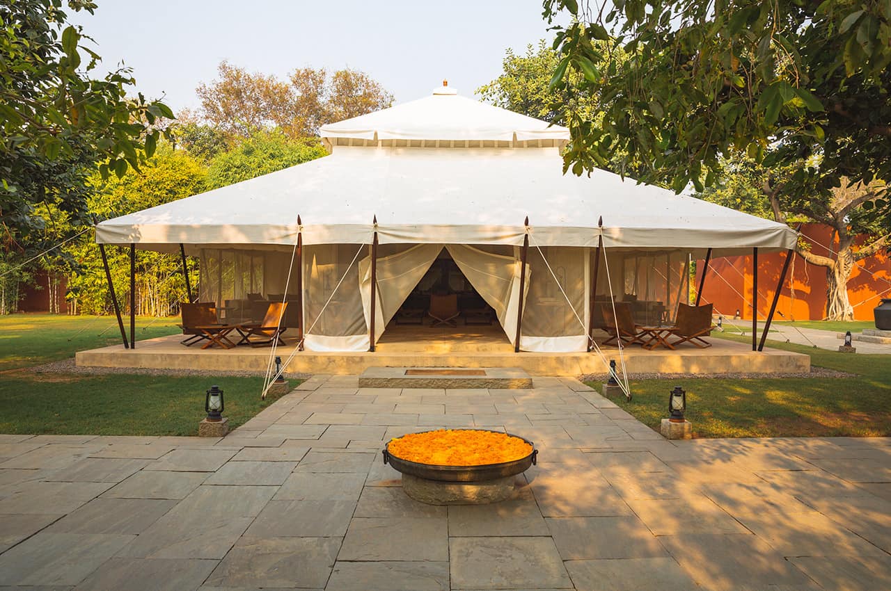 India aman i khas tenda exterior vista