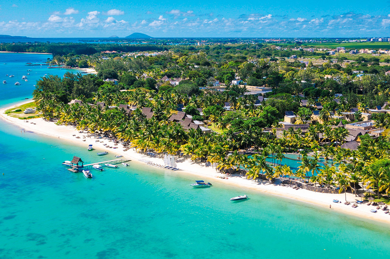 Ilhas maur cio trou aux biches beachcomber golf resort spa kayak