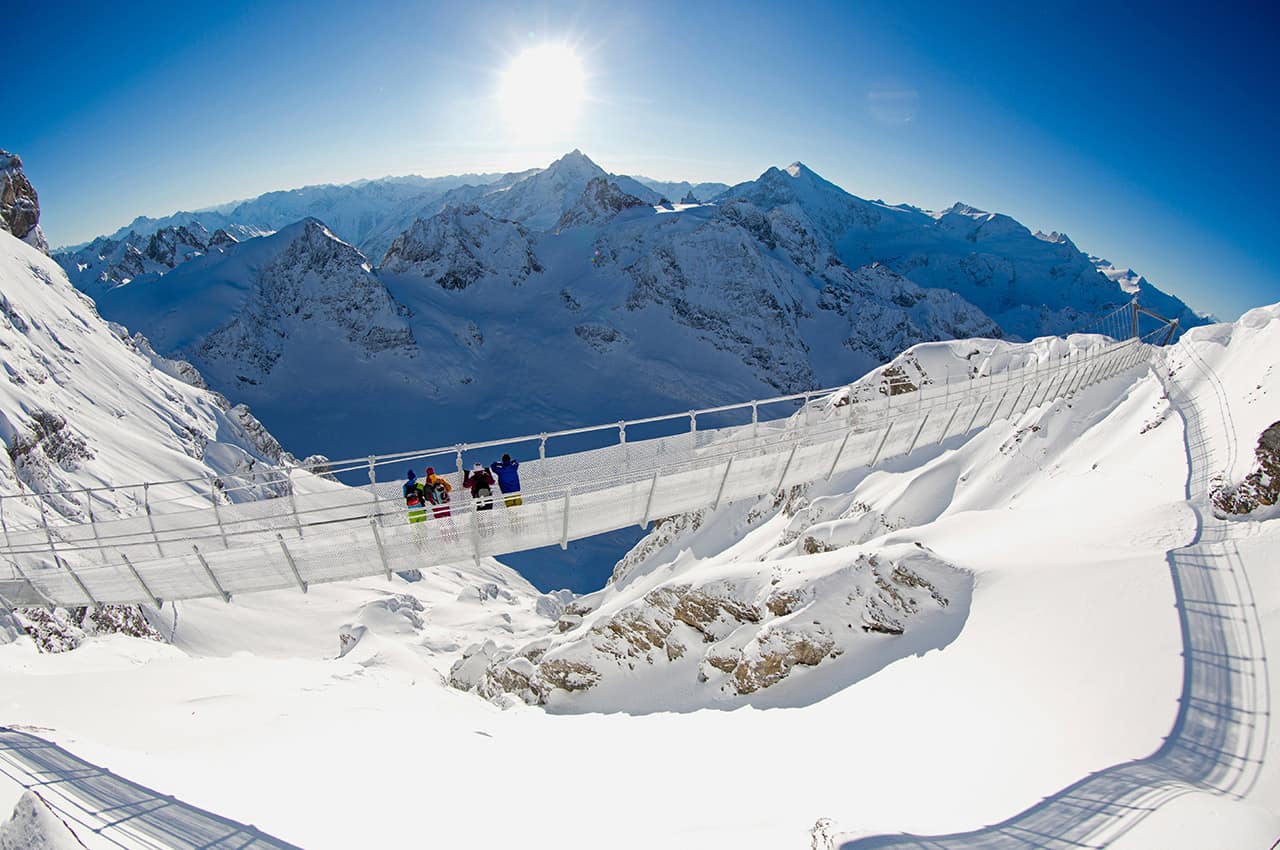 Engelberg titlis cliff walk inverno