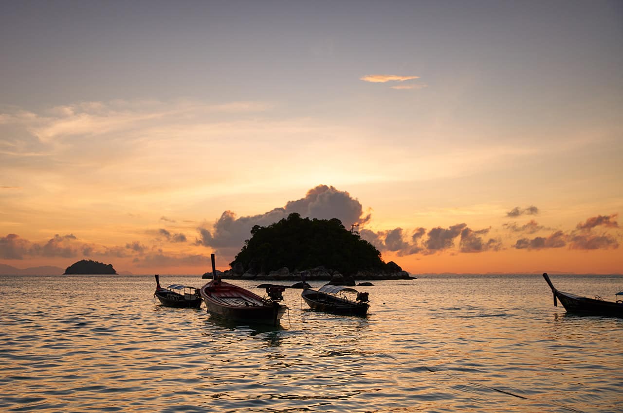 Idyllic concept resort lipe por do sol